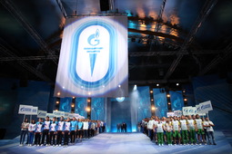 Торжественное поднятие флага XII летней Спартакиады ПАО «Газпром»