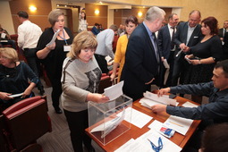 Во время голосования на отчетно-выборной конференции Объединенной первичной профсоюзной организации «Газпром трансгаз Санкт-Петербург профсоюз»